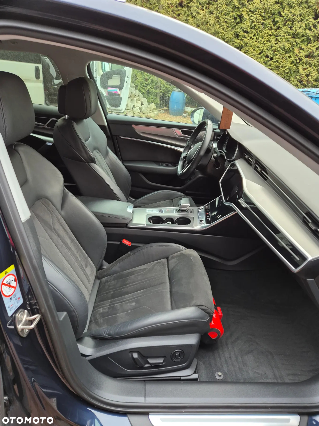 Audi A6 - 6