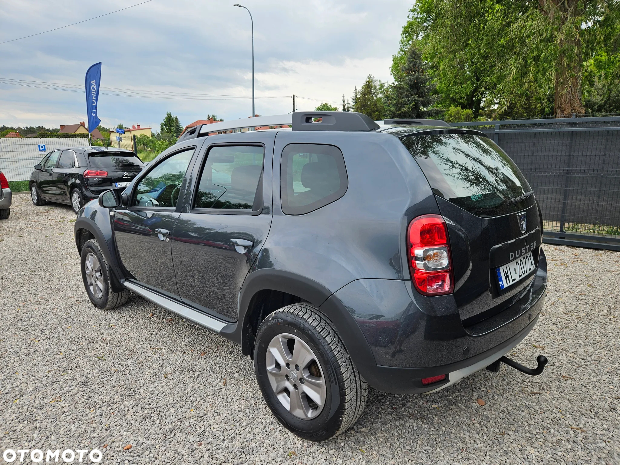 Dacia Duster 1.6 SCe Essential - 9
