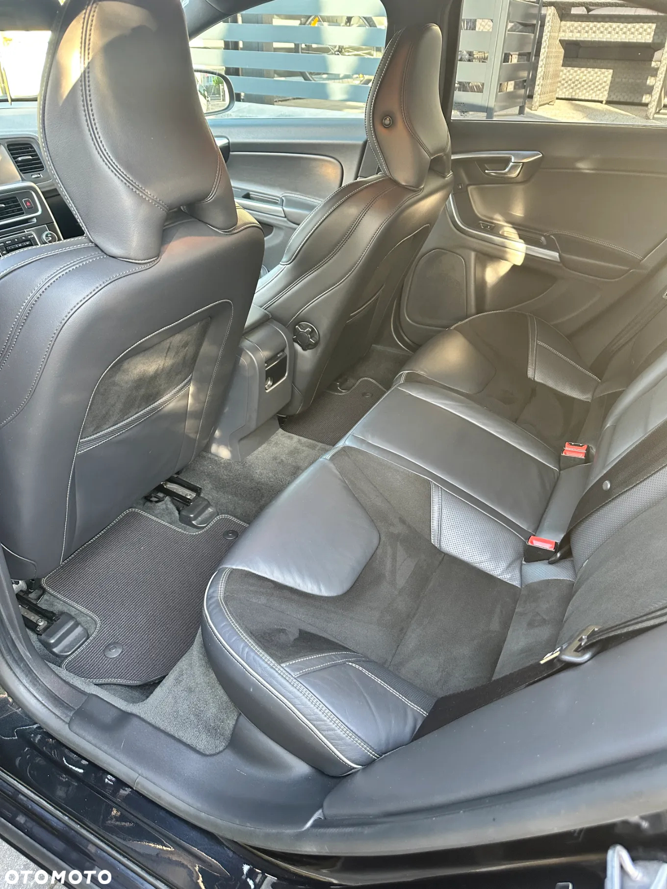 Volvo S60 T6 AWD Geartronic RDesign - 6