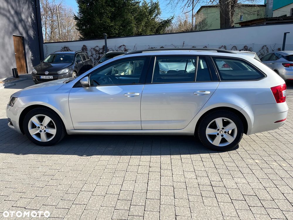 Skoda Octavia - 8