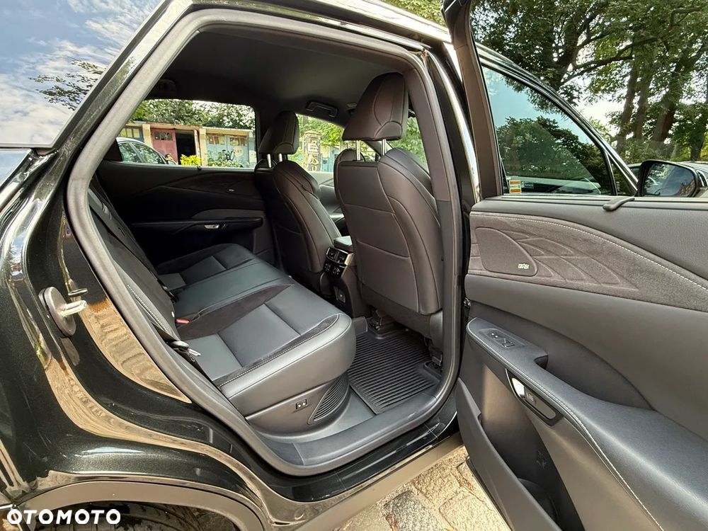 Lexus RX 500h F Sport - 17