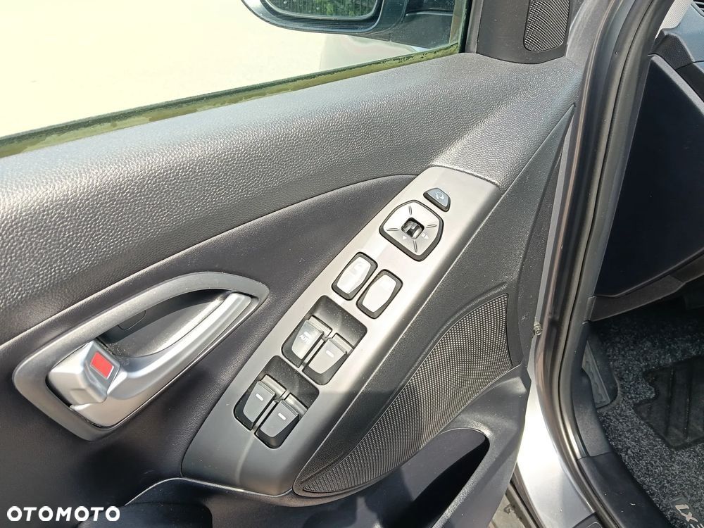 Hyundai ix35 2.0 CRDi Premium 4WD - 13
