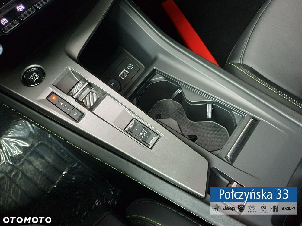 Peugeot 408 - 12