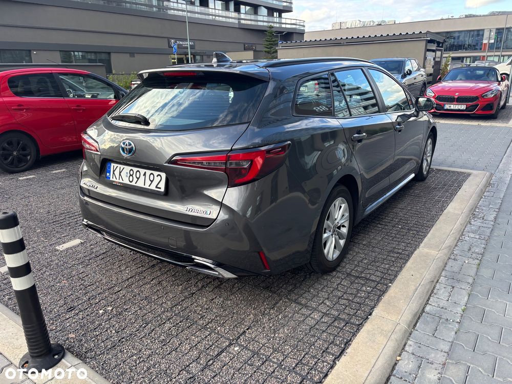 Toyota Corolla 1.8 Hybrid Comfort - 32