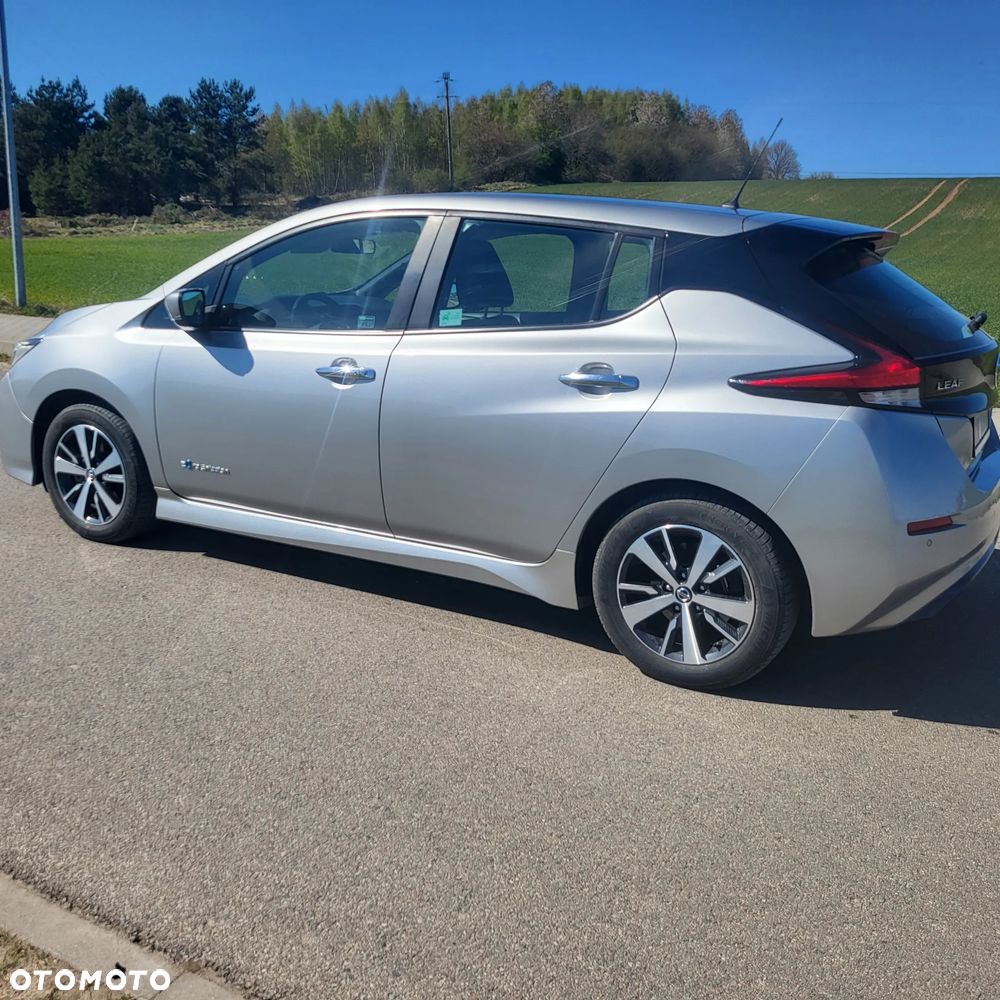Nissan Leaf 40kWh 10 - 6