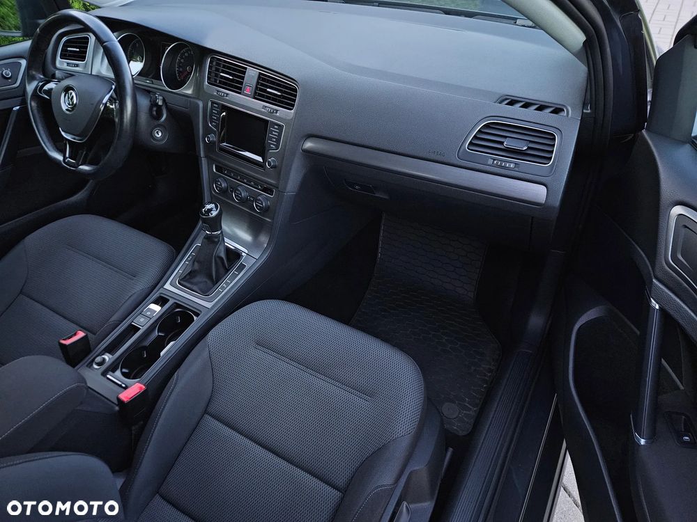 Volkswagen Golf 1.2 TSI BlueMotion Technology Comfortline - 17