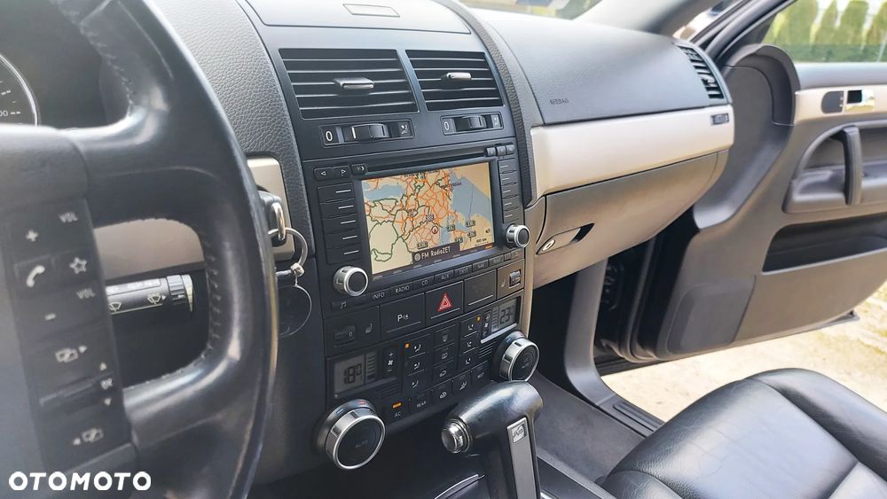 Volkswagen Touareg 3.0 V6 TDI DPF Automatik Exclusive Edition - 9