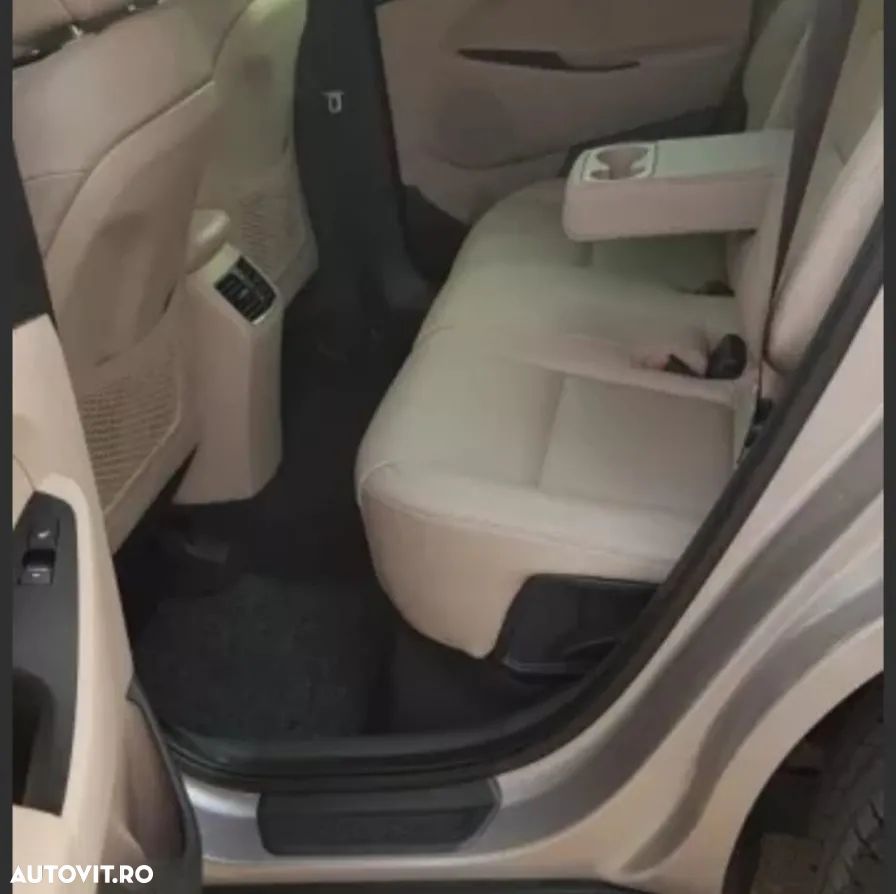 Hyundai Tucson 2.0 CRDI 4WD 6AT Luxury Pack+ - 10