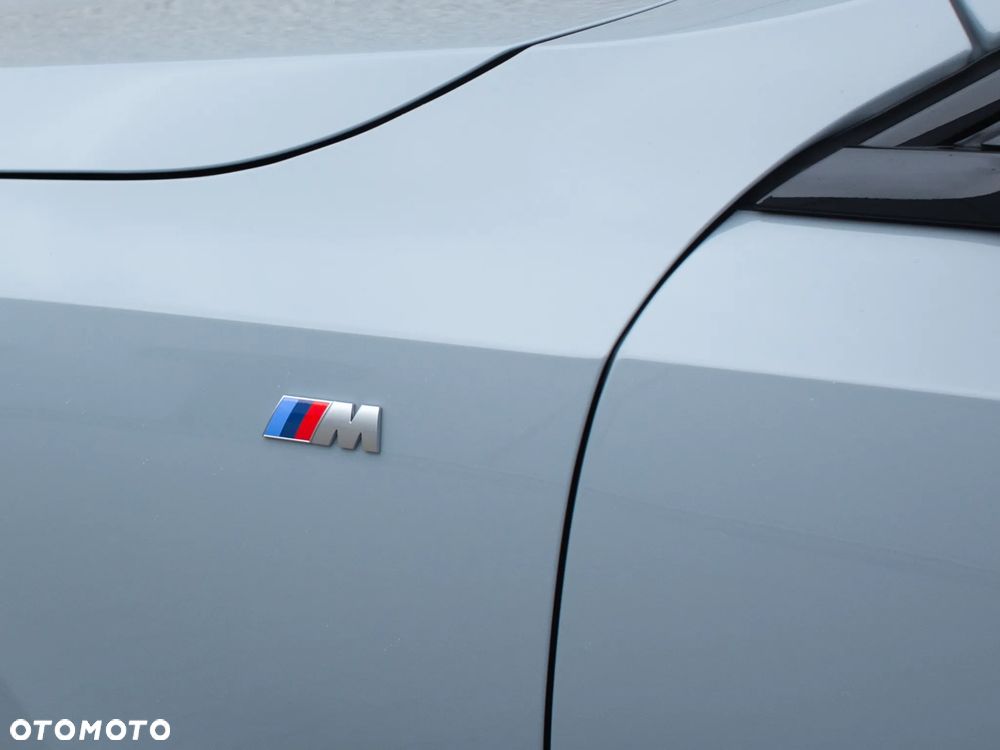 BMW Seria 5 520d xDrive mHEV - 21