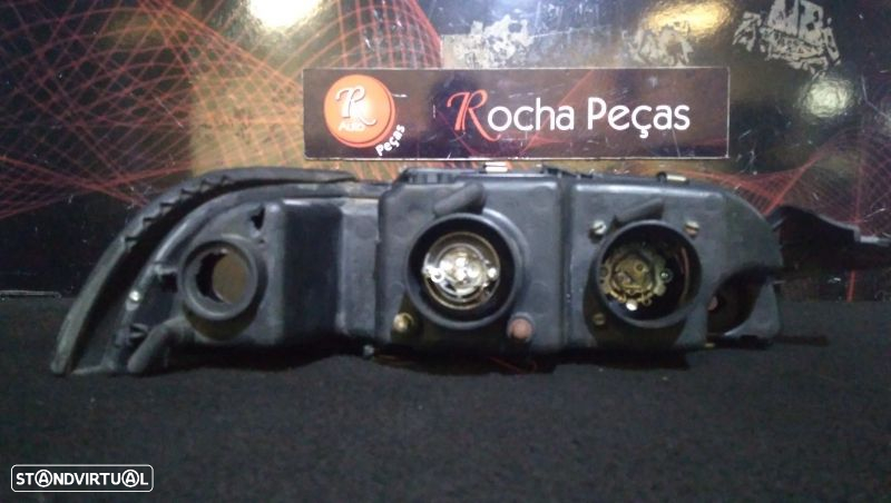 Ótica Esq Fiat Punto (176_) - 3
