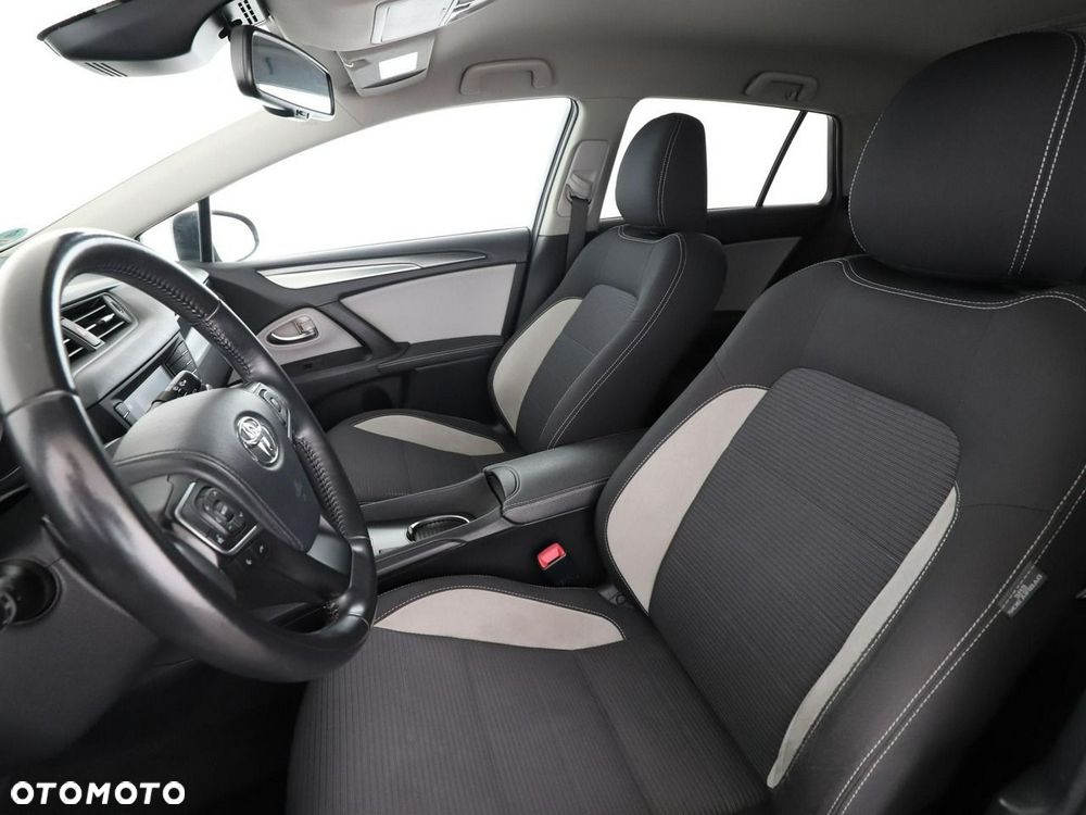 Toyota Avensis Touring Sports 1.8 Multidrive S Edition S+ - 14