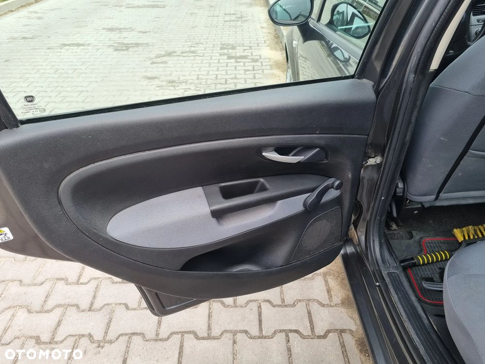 Fiat Linea 1.4 Dynamic Euro5 - 14