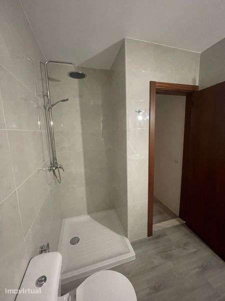 Arrendo apartamento T1(ao ano) - Loulé - Grande imagem: 5/5