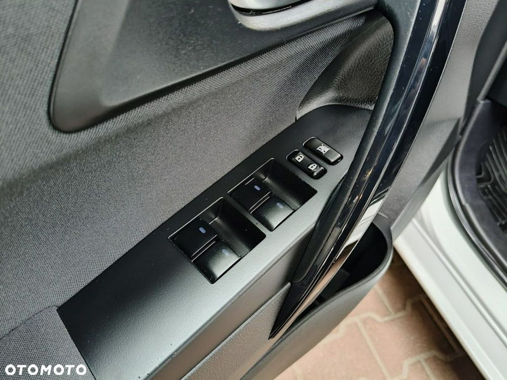 Toyota Auris - 16