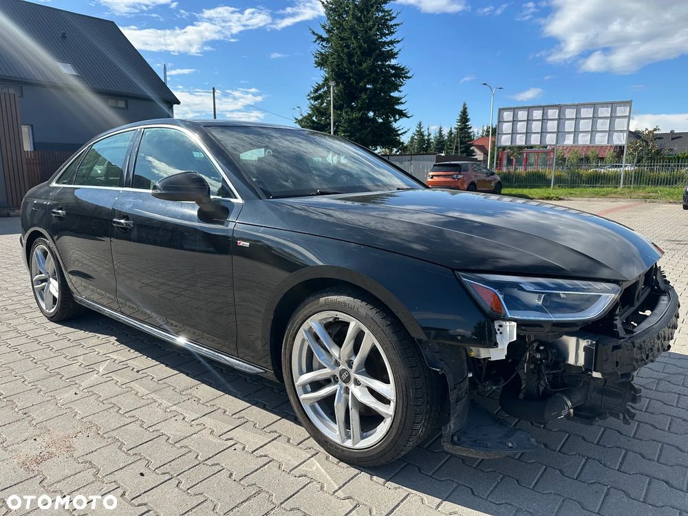 Audi A4 Limousine - 5