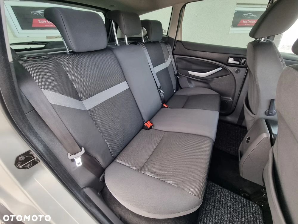 Ford Kuga 2.0 TDCi Trend - 10