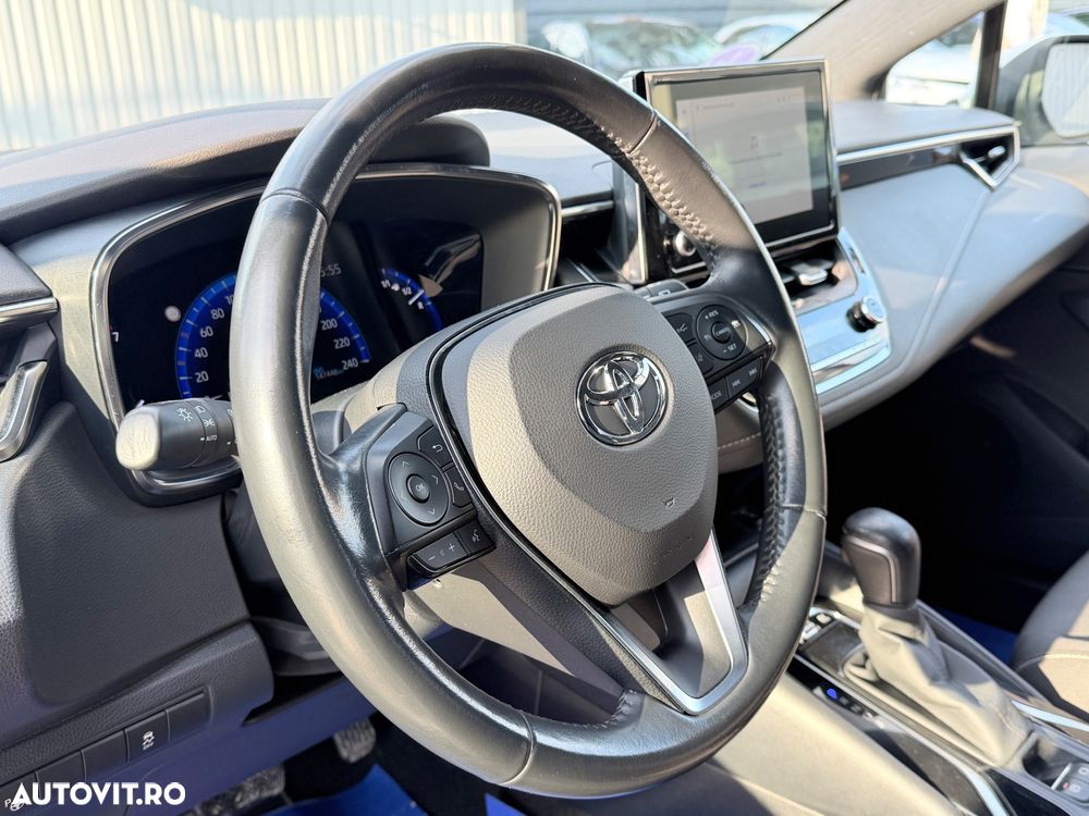 Toyota Corolla 1.8 HSD Dynamic - 28