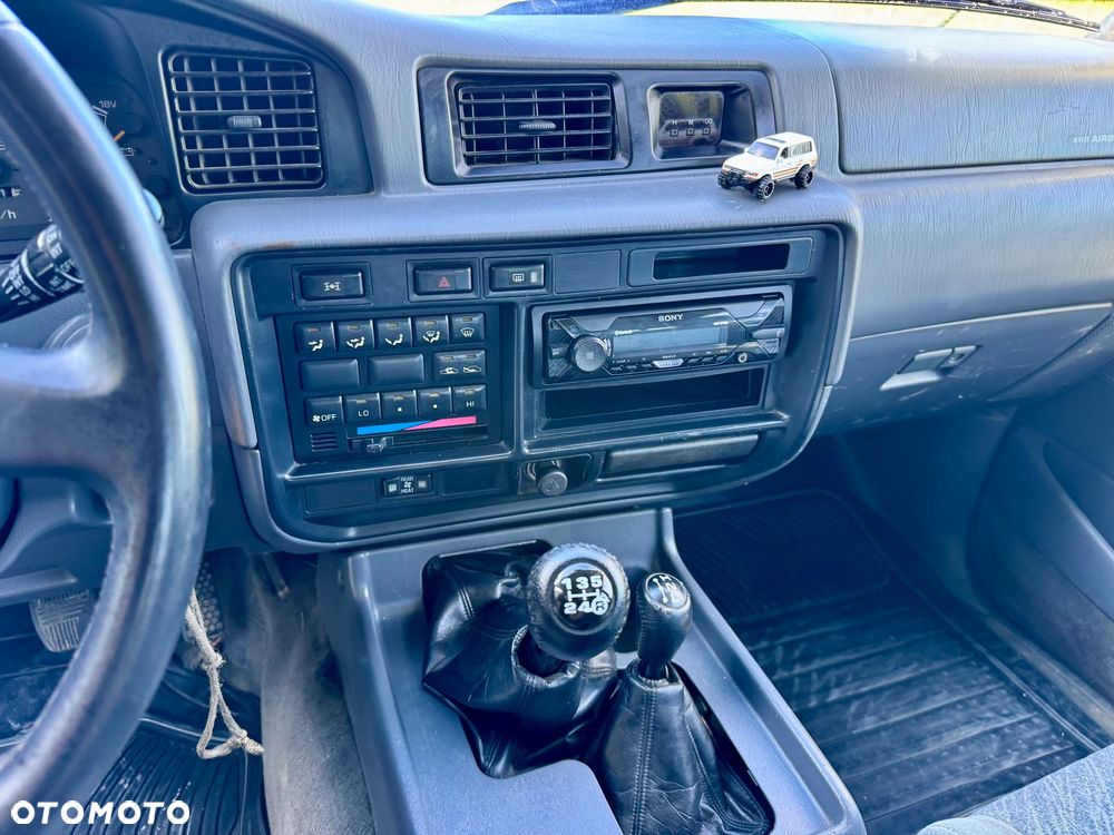 Toyota Land Cruiser HDJ80 - 21