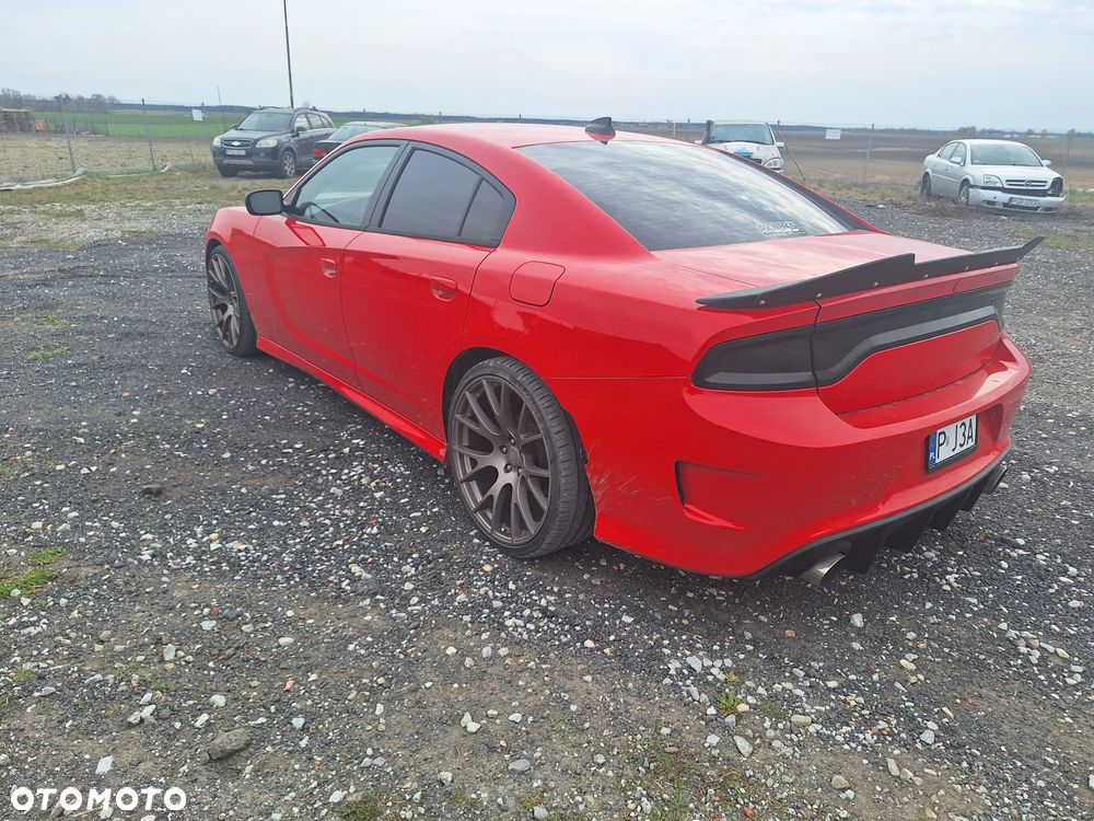 Dodge Charger 5.7 R/T Daytona - 4