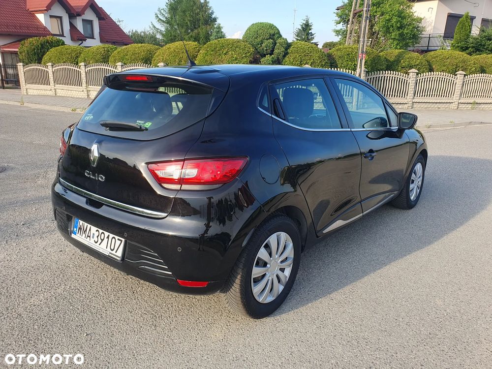 Renault Clio 1.2 16V Life - 5