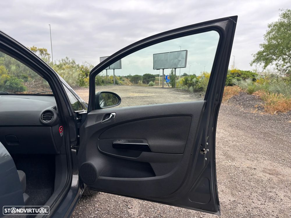Opel Corsa 1.3 CDTi Enjoy - 18