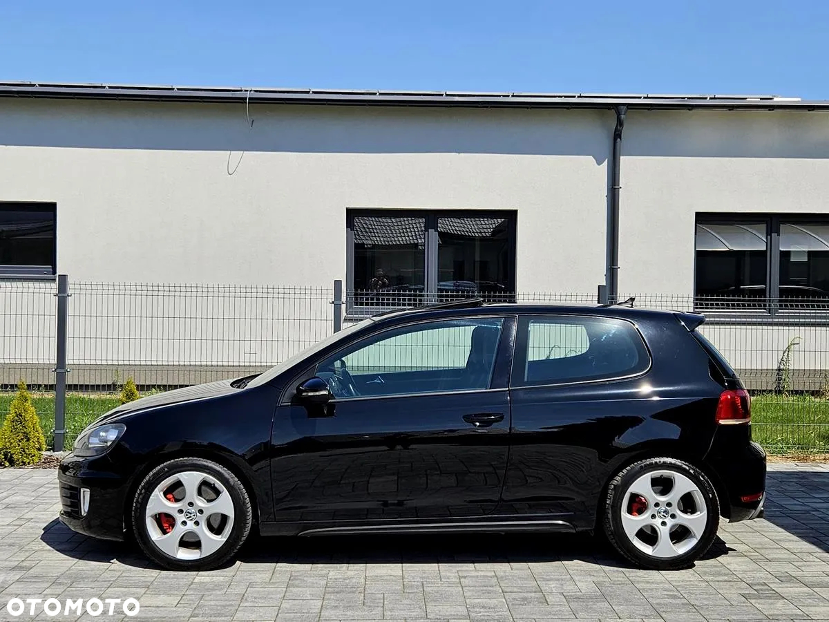 Volkswagen Golf VI 2.0 TSI GTI - 6