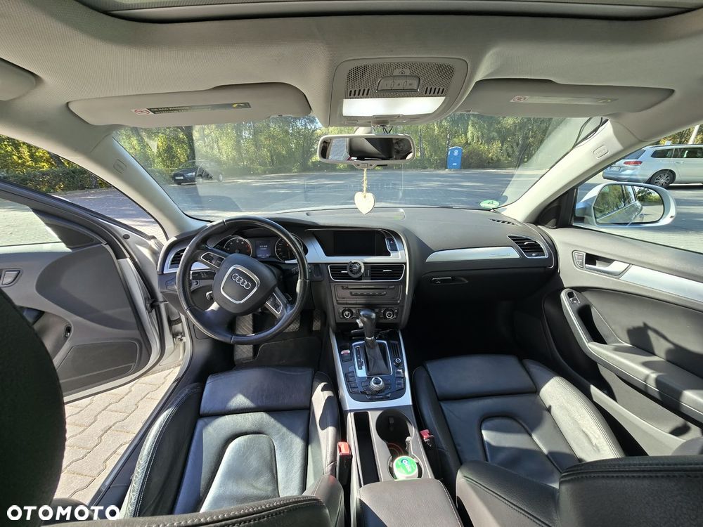 Audi A4 Avant - 10