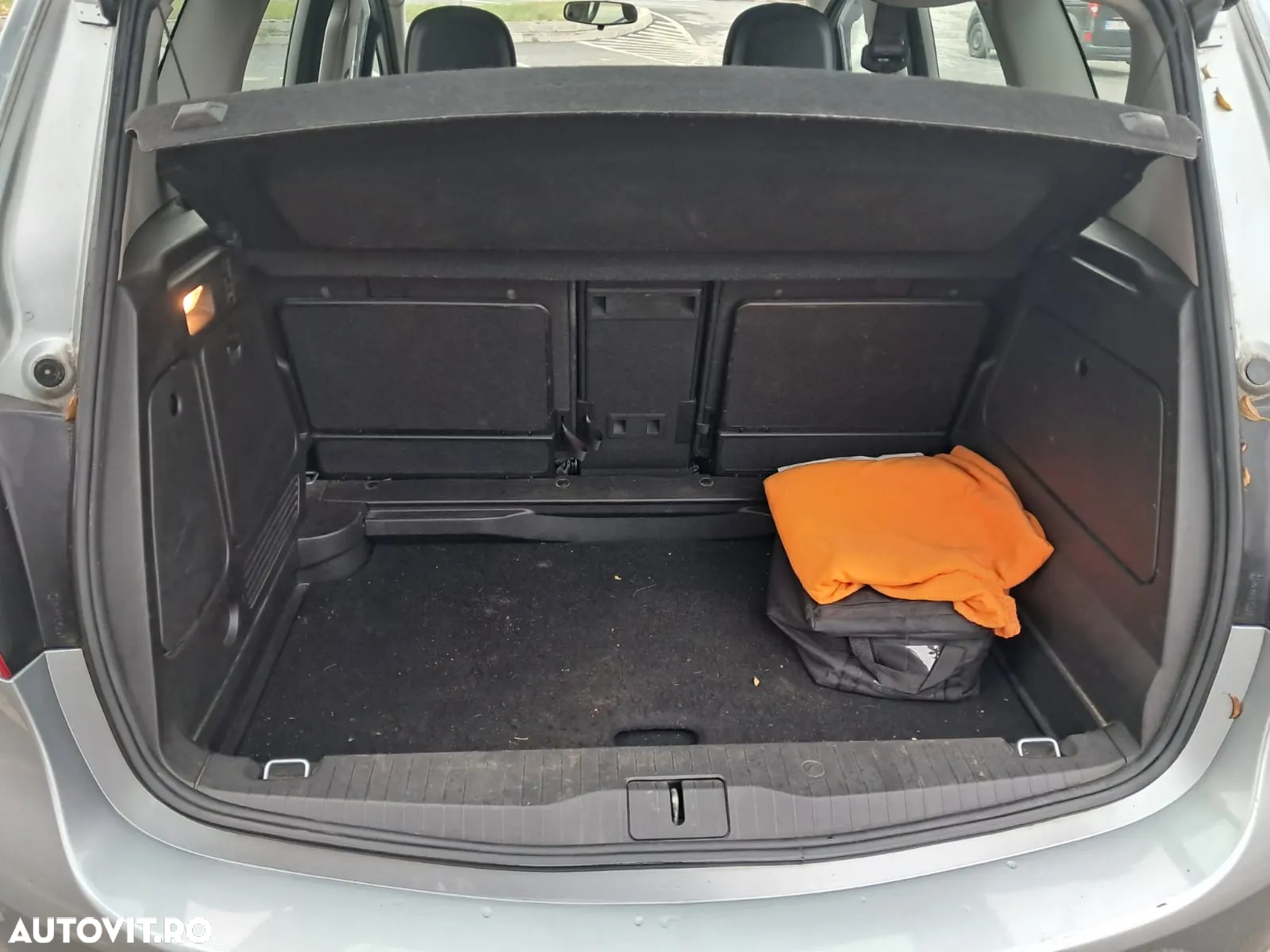 Opel Meriva - 11