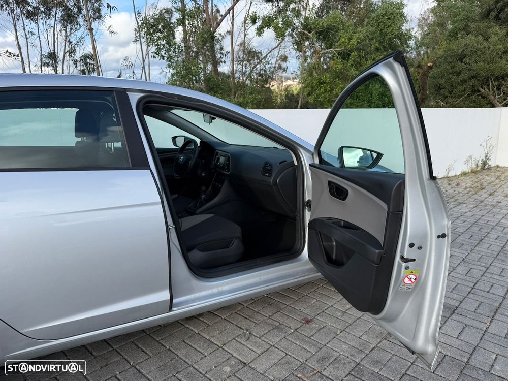 SEAT Leon 1.6 TDI Reference Ecomotive - 4