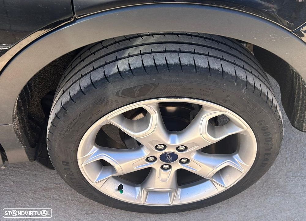 Ford Kuga 2.0 TDCi Titanium - 15