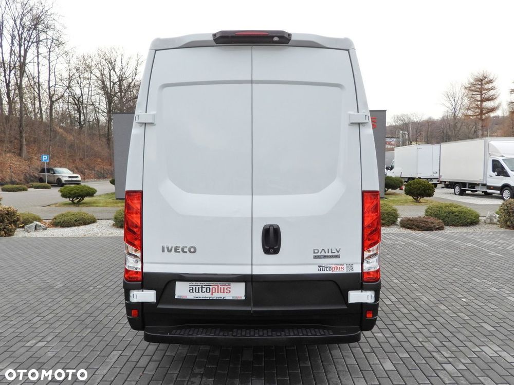 Iveco DAILY 35S14 FURGON CHŁODNIA  -10*C ZASILANIE 230V TEMPOMAT NAWIGACJA AUTOMAT HI-MATIC KLIMATYZACJA  140KM - 12