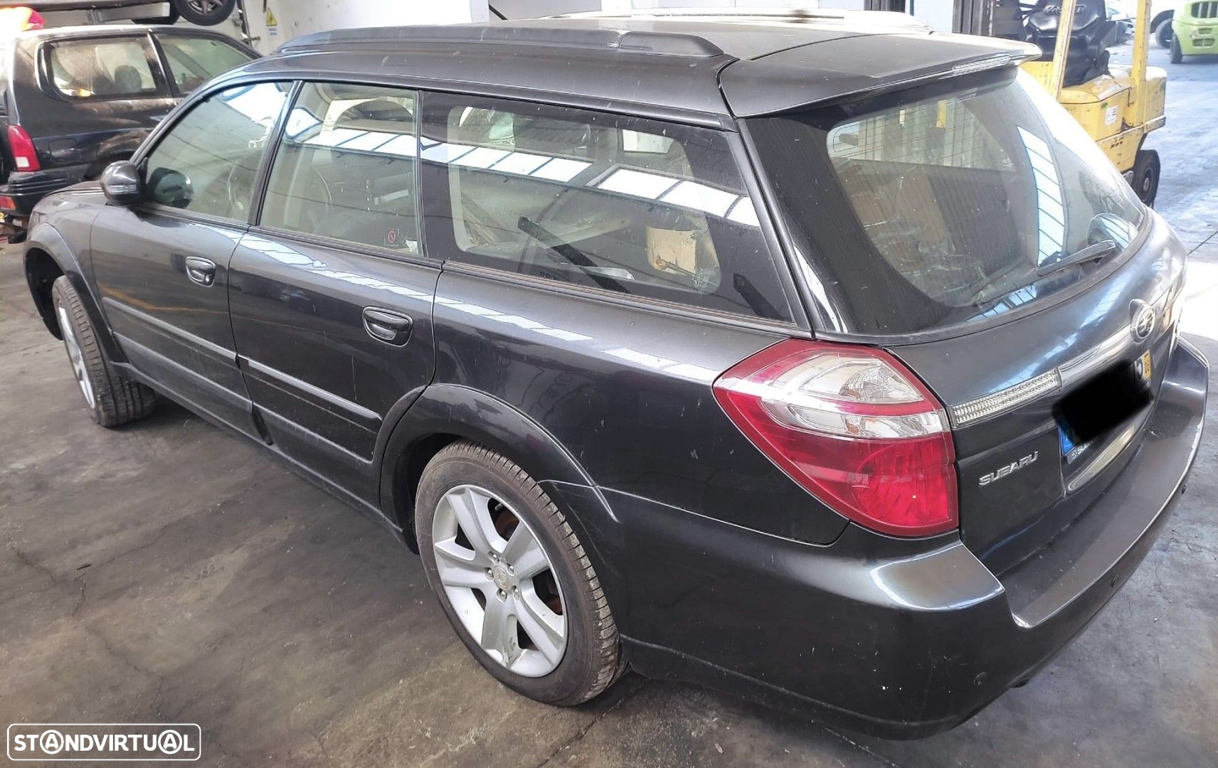 Subaru Legacy Station 2.0D de 2008 disponível para peças - 3