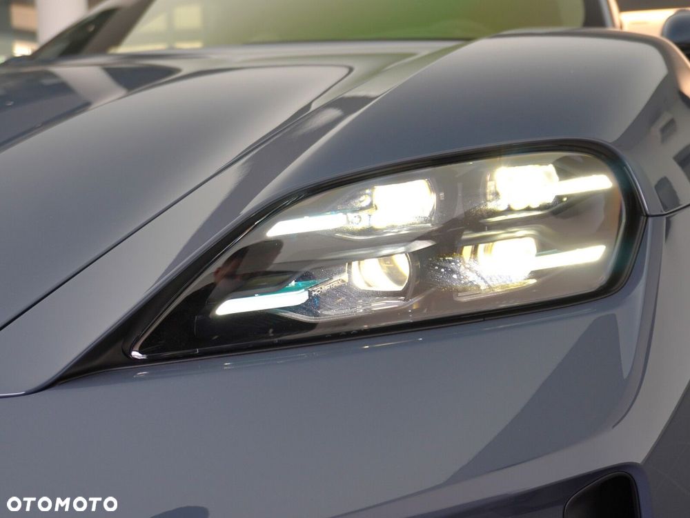 Porsche Taycan 105kWh GTS - 10