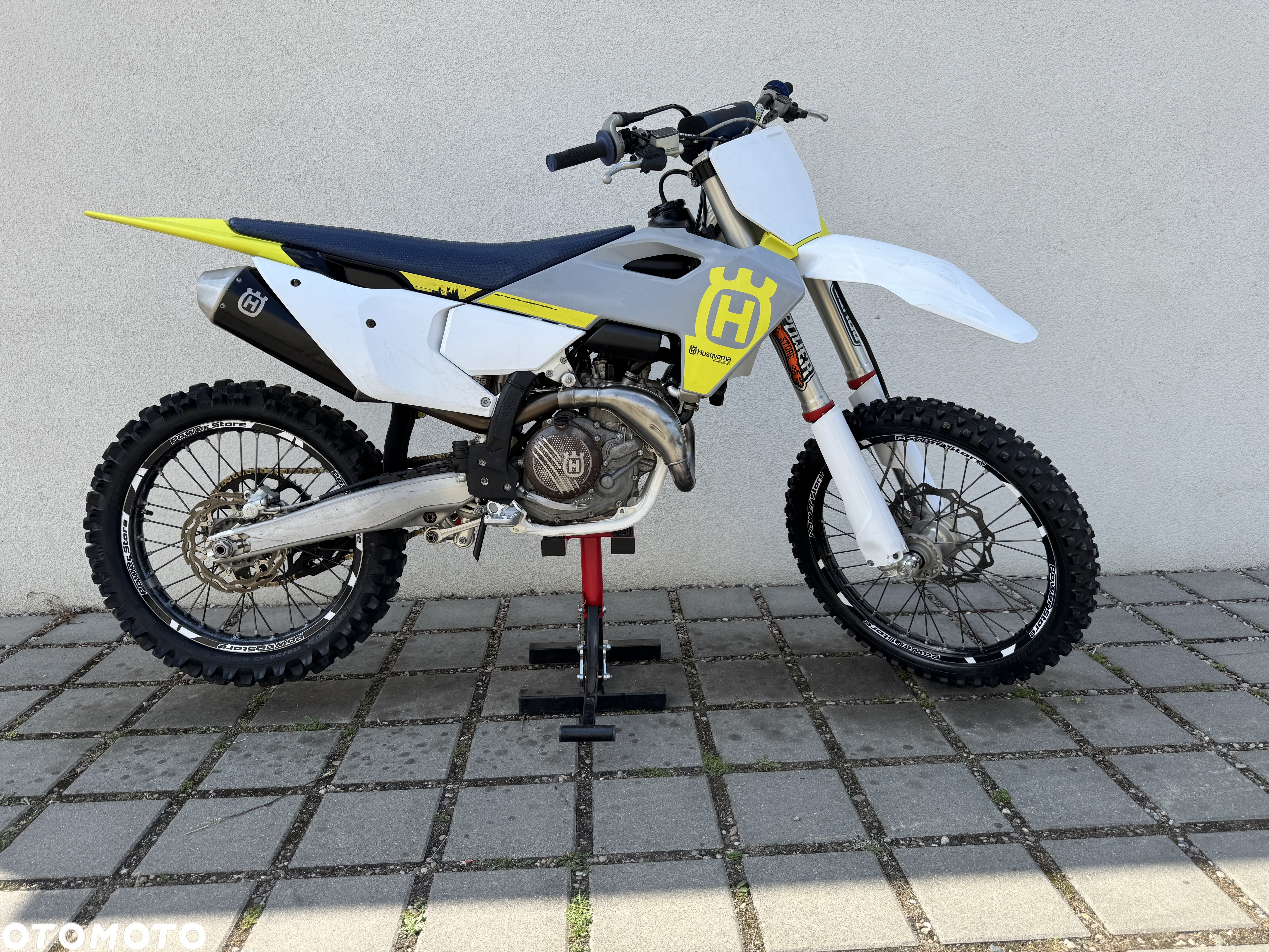 Husqvarna FC