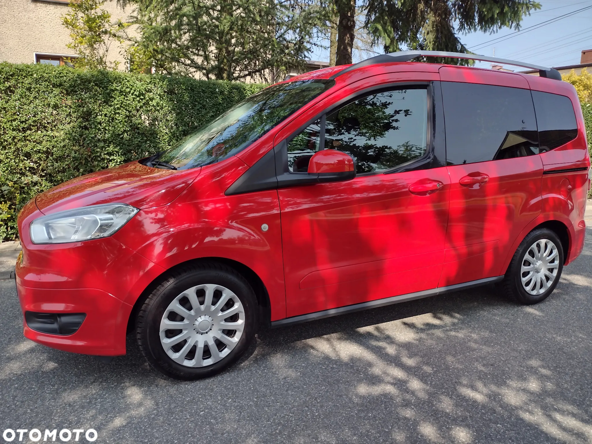 Ford Tourneo Courier 1.0 EcoBoost S&S Titanium - 3