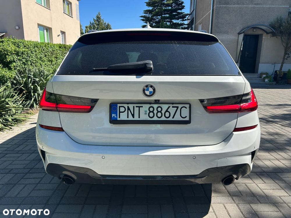 BMW Seria 3 320d M Sport Shadow - 5