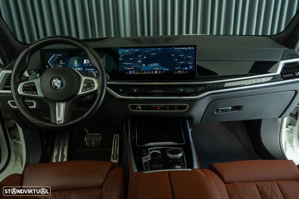 BMW X7 40 d xDrive Pack M Desportivo - 19
