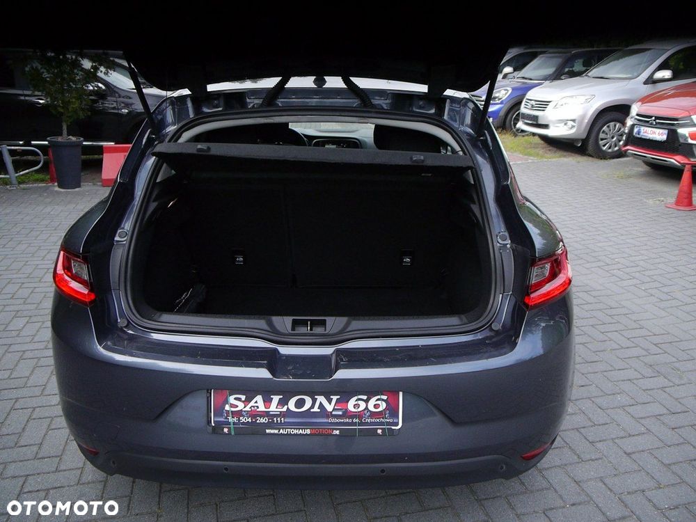 Renault Megane ENERGY TCe 140 EDC LIMITED - 18