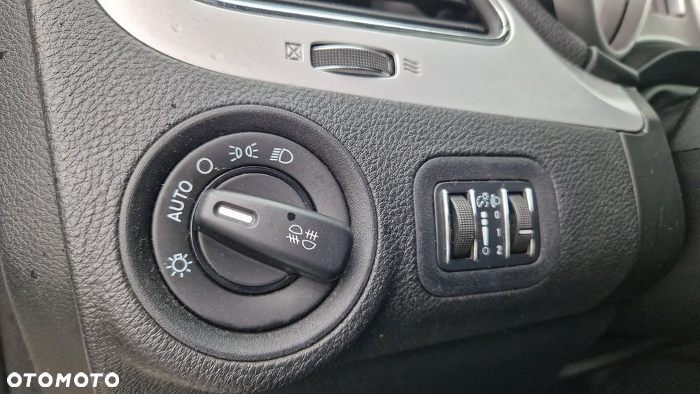 Fiat Freemont 2.0 Multijet 16V DPF Urban - 19