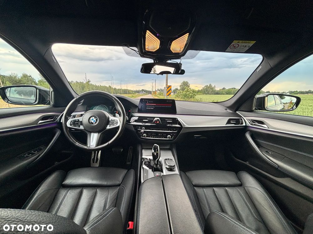 BMW Seria 5 530i GPF M Sport sport - 12
