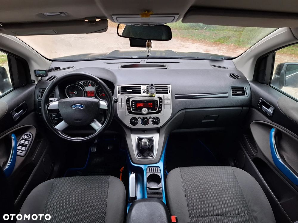 Ford Kuga - 7