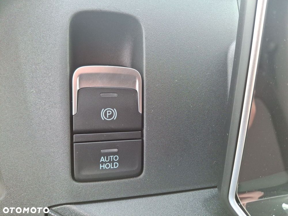 Volkswagen Crafter Furgon 4490 - 27