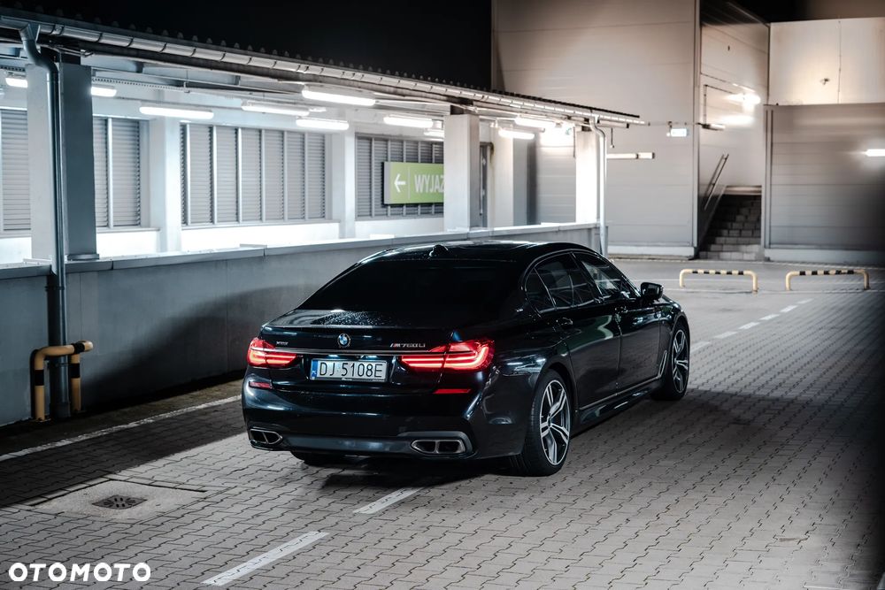 BMW Seria 7 M760Li xDrive - 3