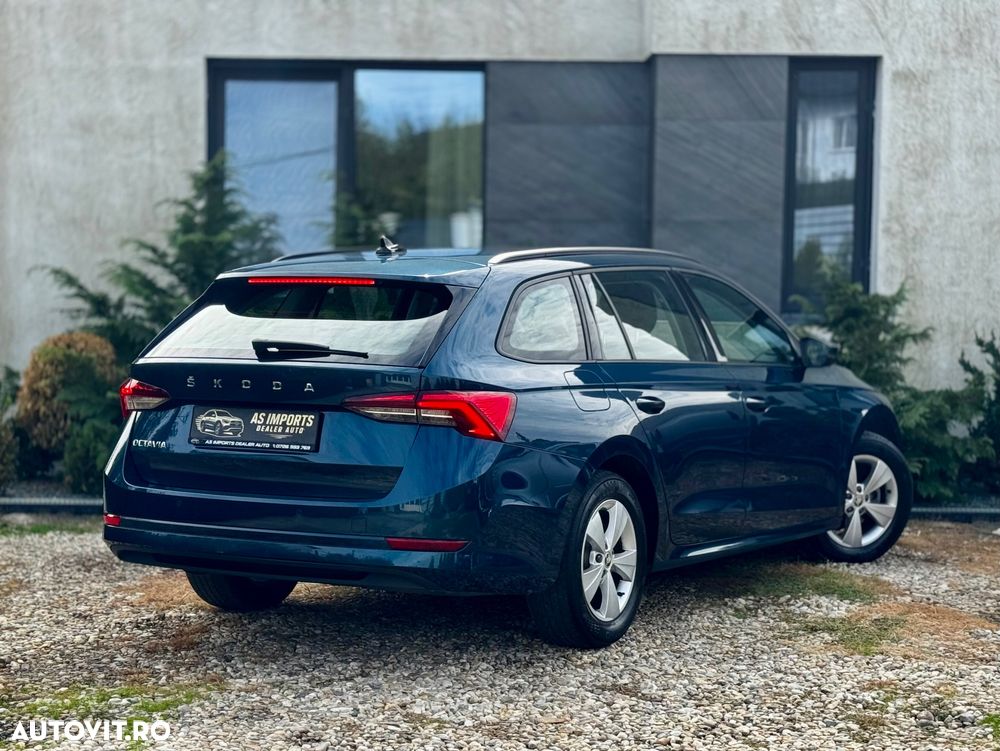 Skoda Octavia 2.0 TDI DSG Ambition - 2