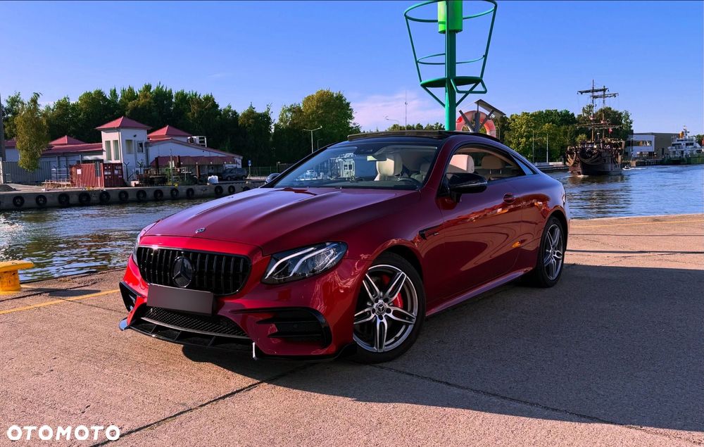 Mercedes-Benz Klasa E 400 4-Matic 9G-TRONIC - 1