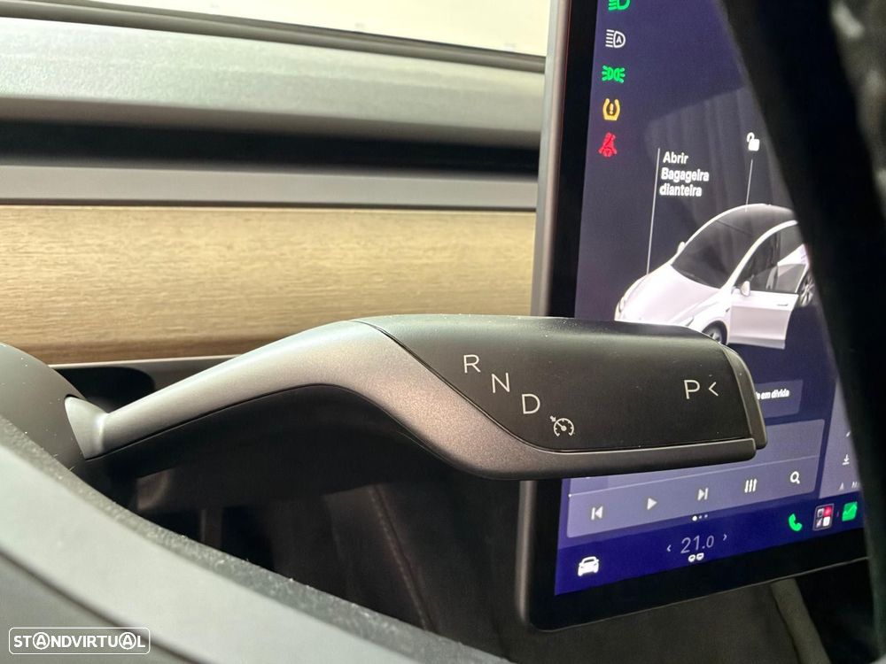 Tesla Model Y Long Range Dual Motor AWD - 23