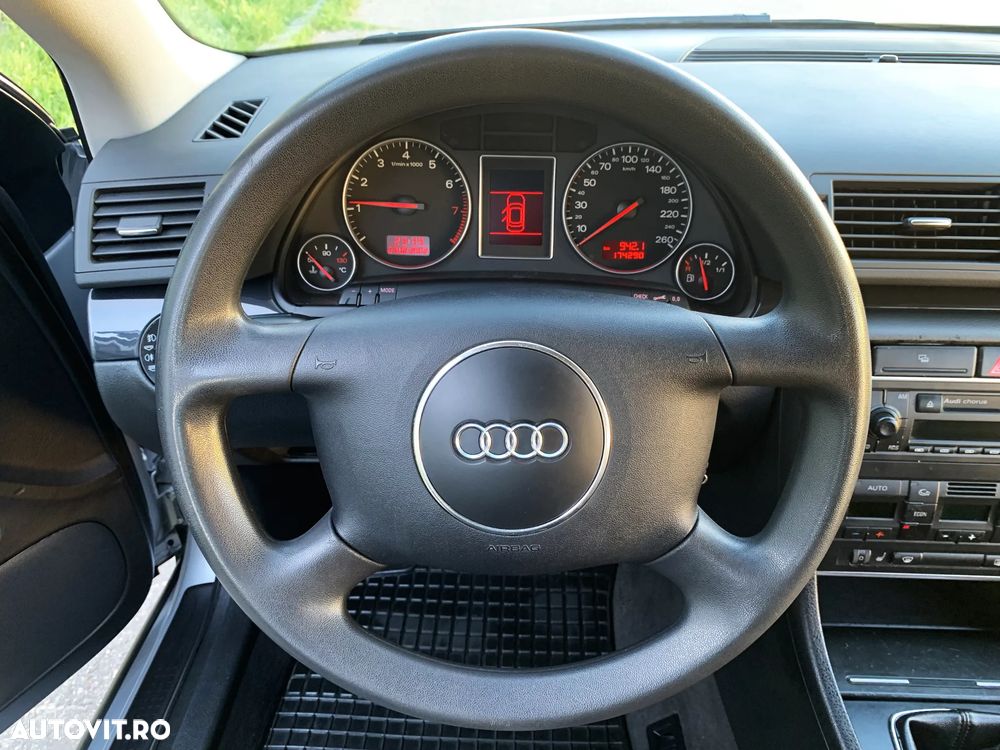 Audi A4 Limuzina - 21