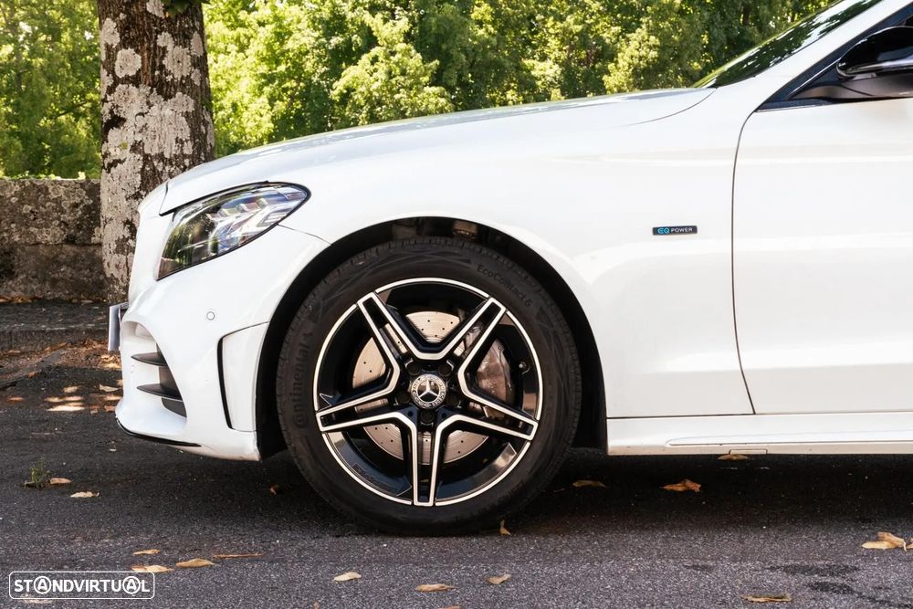 Mercedes-Benz C 300 de AMG Line - 35
