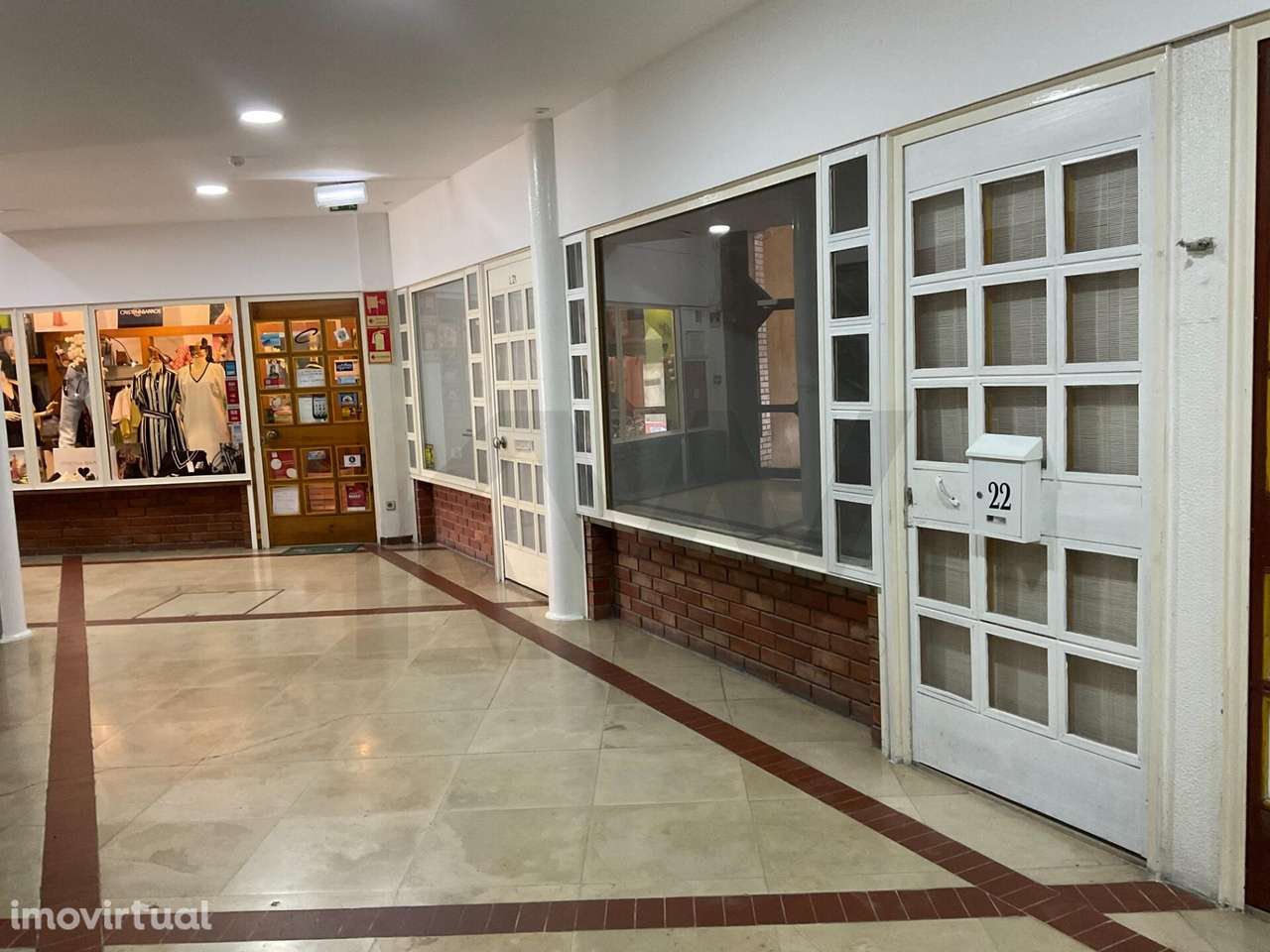 Espaço comercial no Beato com estacionamento - Grande imagem: 3/19