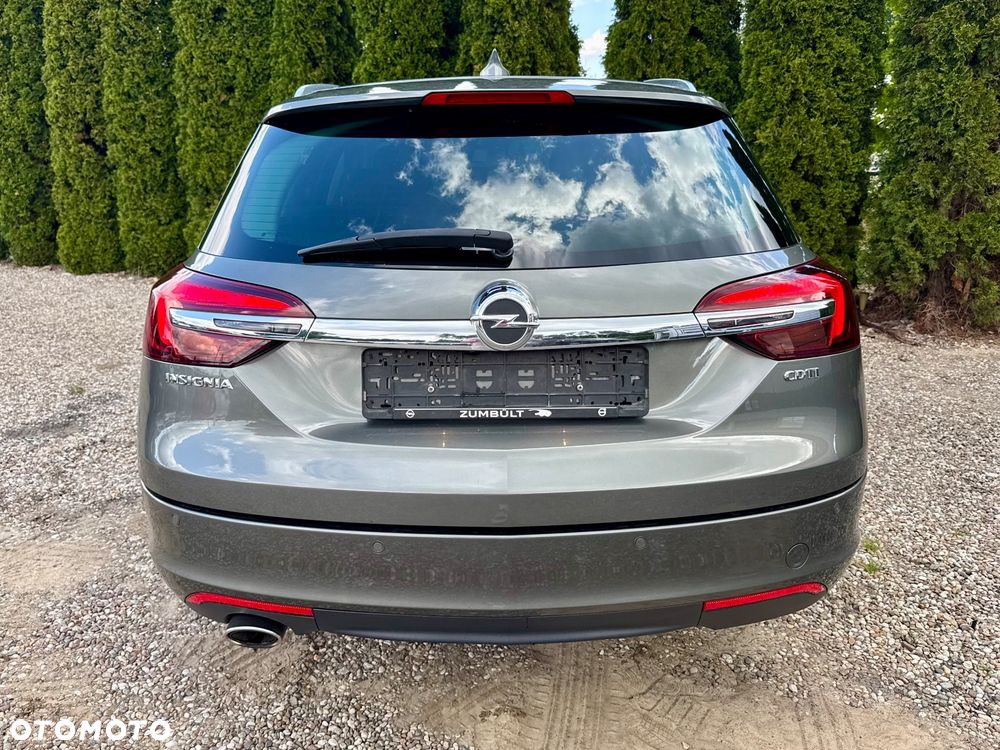 Opel Insignia - 15
